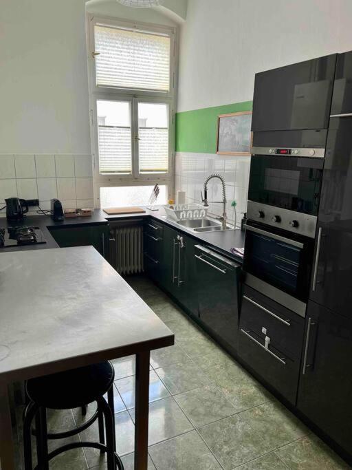 Апартаменты Wonderful Flat Near Ku'Damm Берлин Экстерьер фото